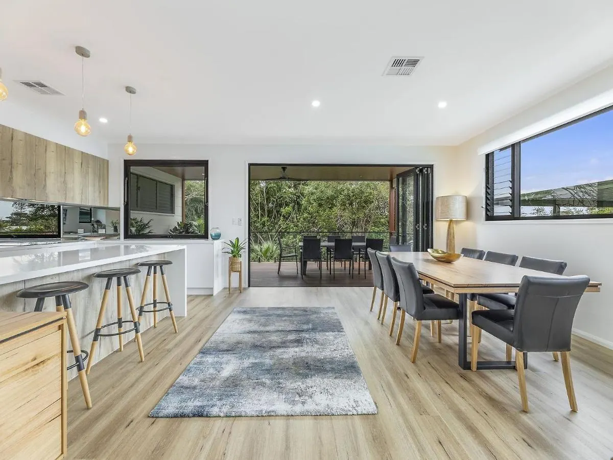 別荘 13 Nothling Street Moffat Beach Qld カラウンドラ