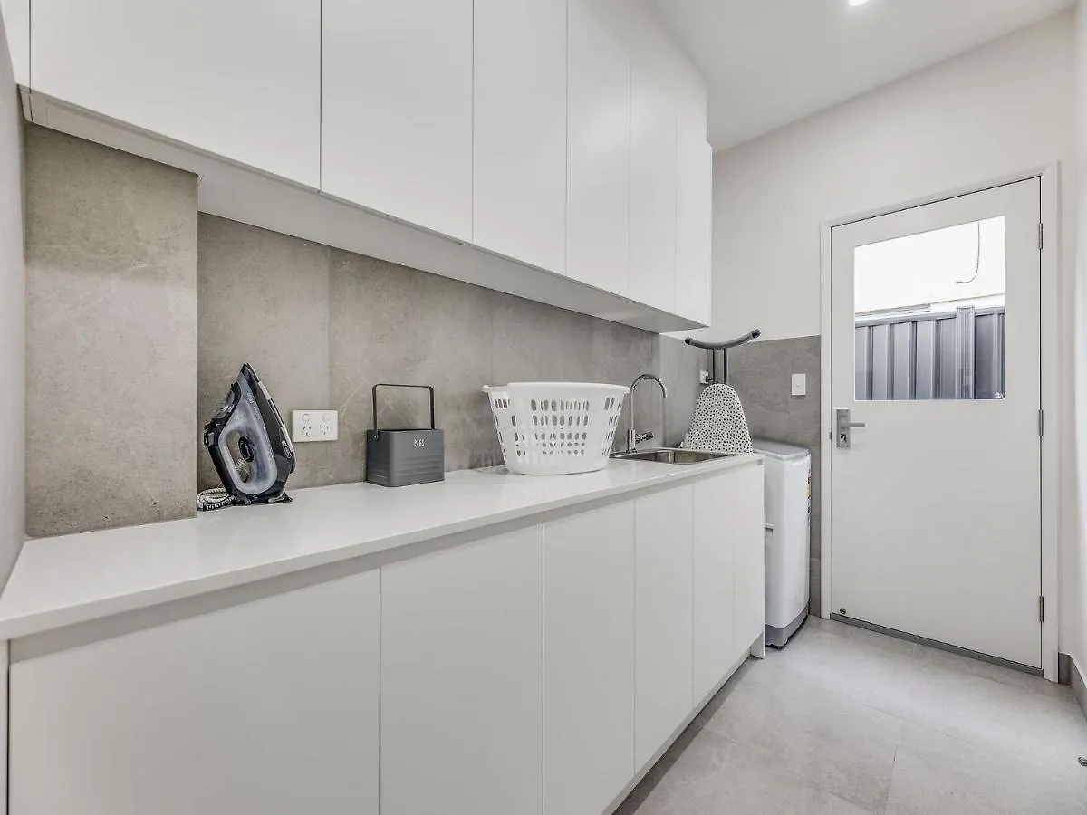 13 Nothling Street Moffat Beach Qld カラウンドラ